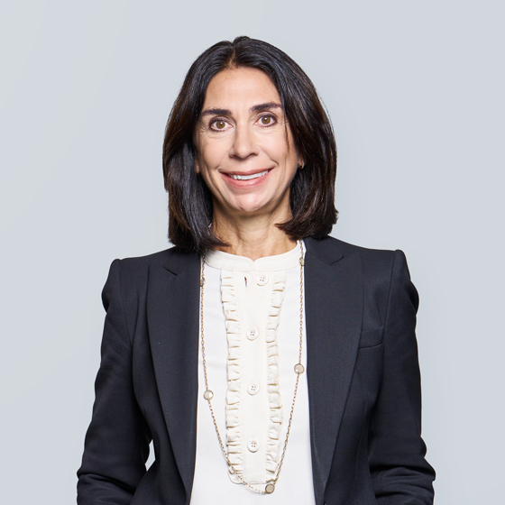 Katrin Hupfauer, Head of Real Estate Transactions